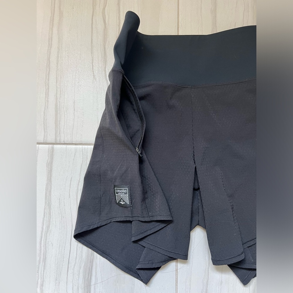 Oiselle High Rise Long Roga Shorts 6